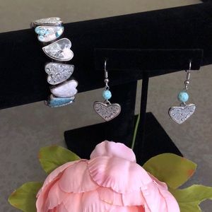 Pretty Heart Earrings with Matching Bracelet